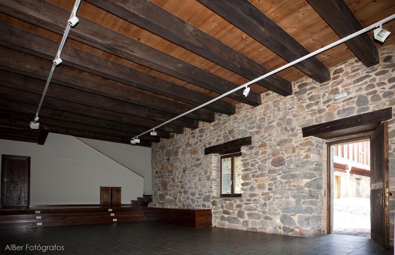 Albergue Francisco Giner De Los Rios فيلابلينو المظهر الخارجي الصورة