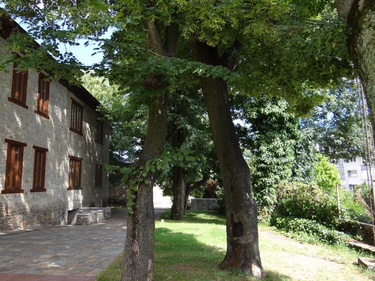 Albergue Francisco Giner De Los Rios فيلابلينو المظهر الخارجي الصورة